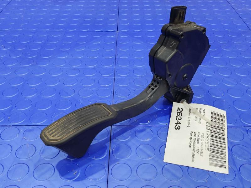 2011-2015 Toyota Prius Accelerator Pedal Assembly w/ Sensor OEM 78110-12050