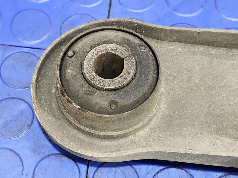 2003 Lincoln Town Car Lower Control Arm Rr