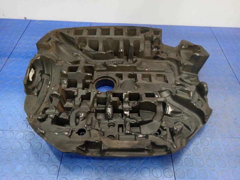 2016-2024 Volvo XC90 2.0L Engine Cover Garnish Genuine OEM Part 31368217