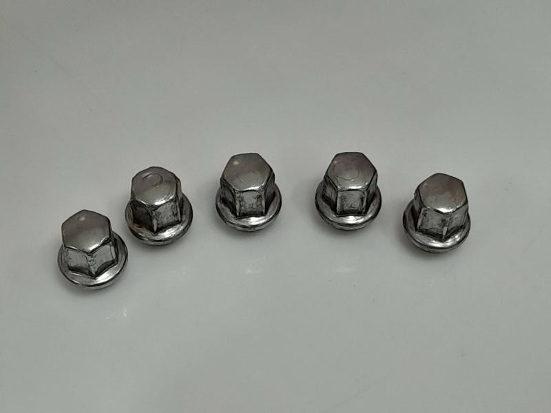 2017 Buick LaCrosse Lug Nuts
