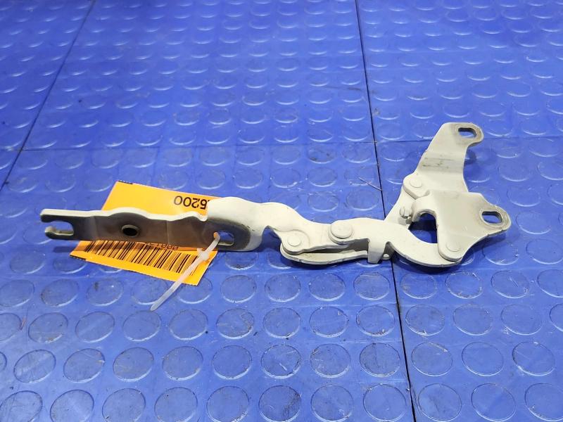 2008 BMW 128i Hood Hinge