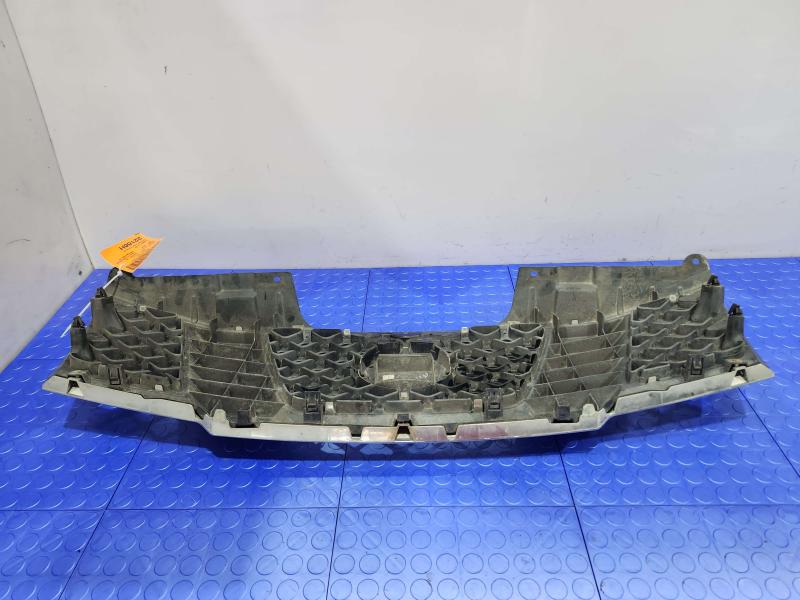 2006 Nissan Pathfinder Grille