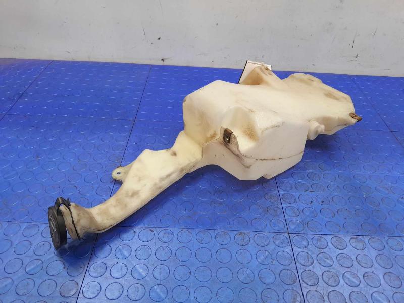 2008 Chevrolet Silverado 1500 Washer Bottle