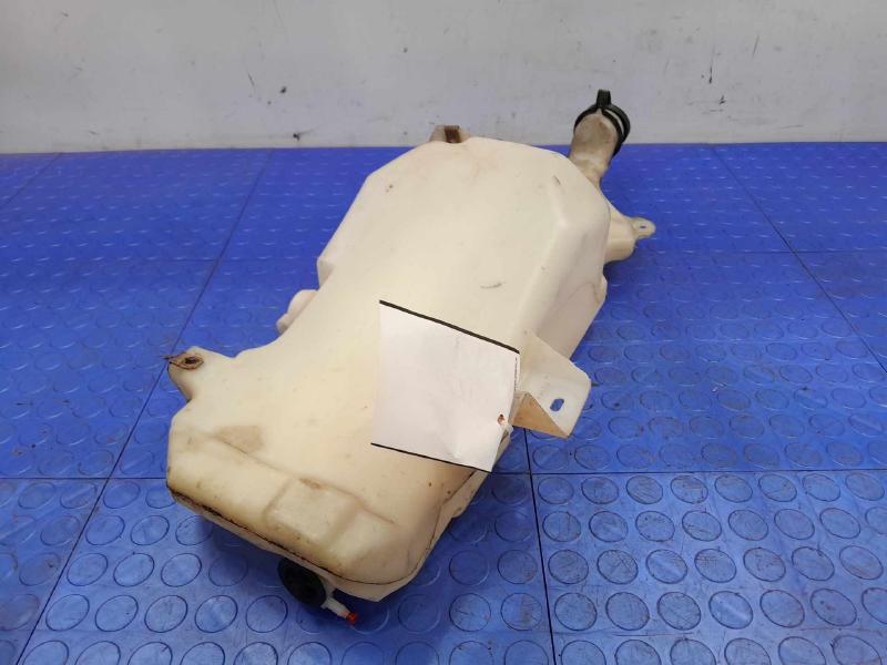 2008 Chevrolet Silverado 1500 Washer Bottle