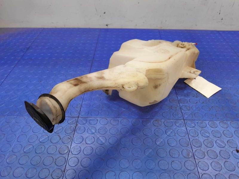 2008 Chevrolet Silverado 1500 Washer Bottle