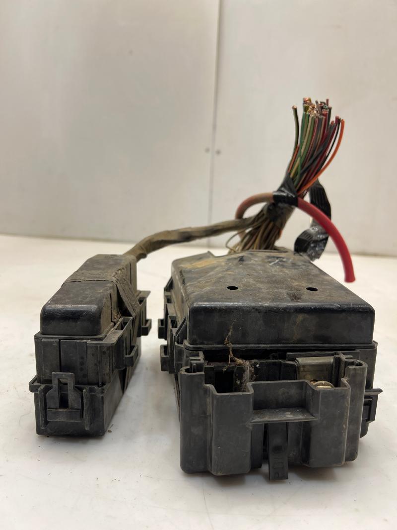 1998 Ford F-150 Engine Power Distribution Box Fuse Box Relay Box OEM