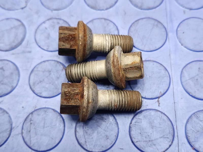 2009 Smart Fortwo Lug Nuts
