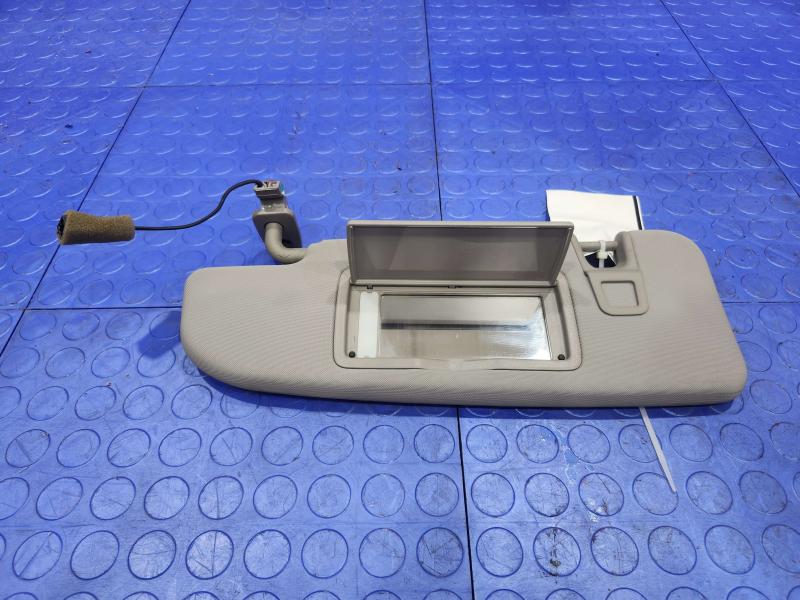 2018 Alfa Romeo Giulia Sun Visor