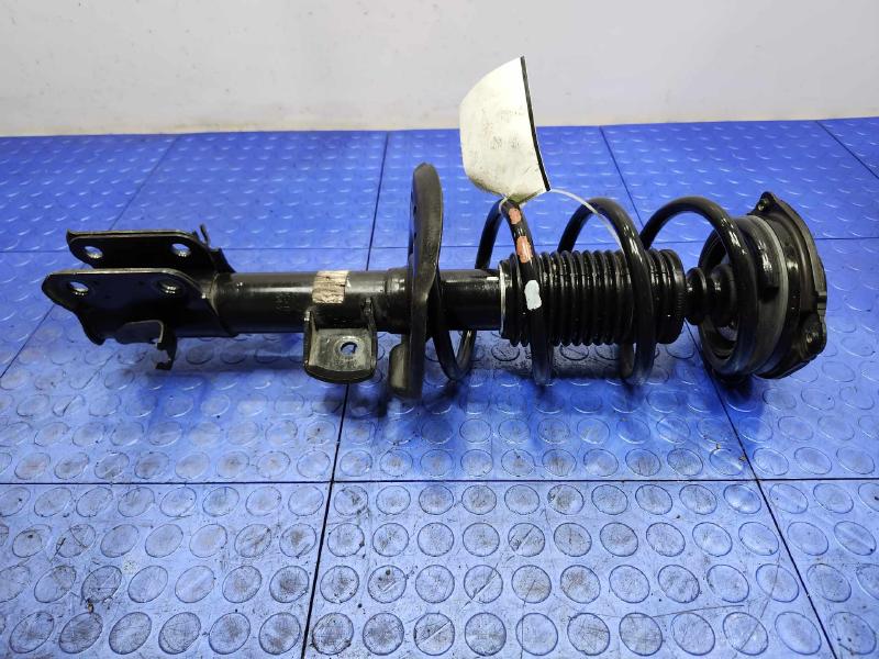 2015 Nissan Leaf Strut Assembly