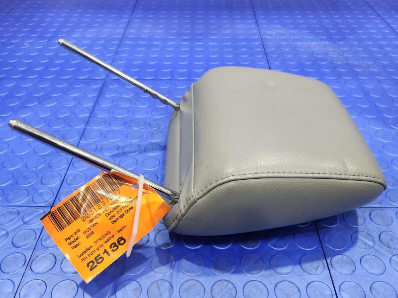 2006 Ford Mustang Headrest