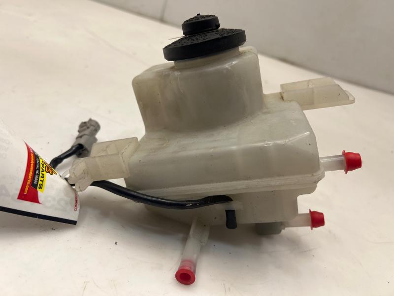 2010 - 2015 Toyota Prius Brake Master Cylinder Reservoir OEM 47220-47080