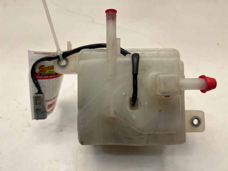 2010 - 2015 Toyota Prius Brake Master Cylinder Reservoir OEM 47220-47080