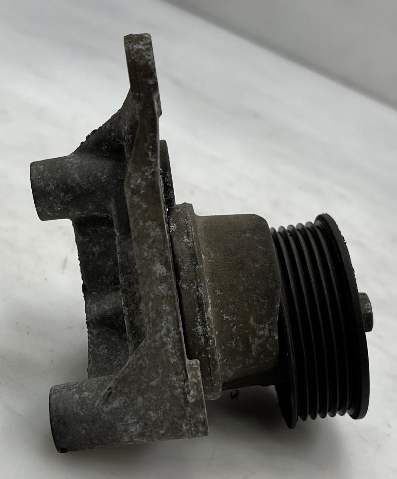 2002 GMC Sierra 1500 Engine Belt Tensioner