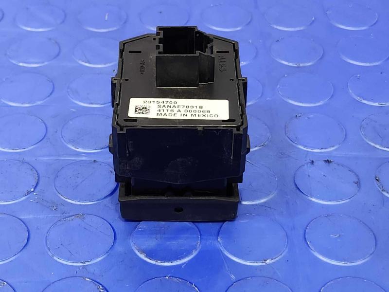 2014 Chevrolet Silverado 1500 Door Switch Front