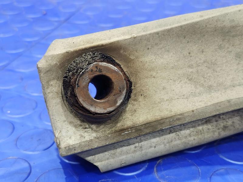 2009 Chevrolet Malibu Lower Control Arm Rr