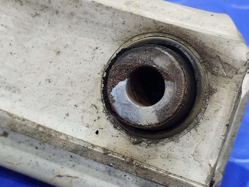 2009 Chevrolet Malibu Lower Control Arm Rr