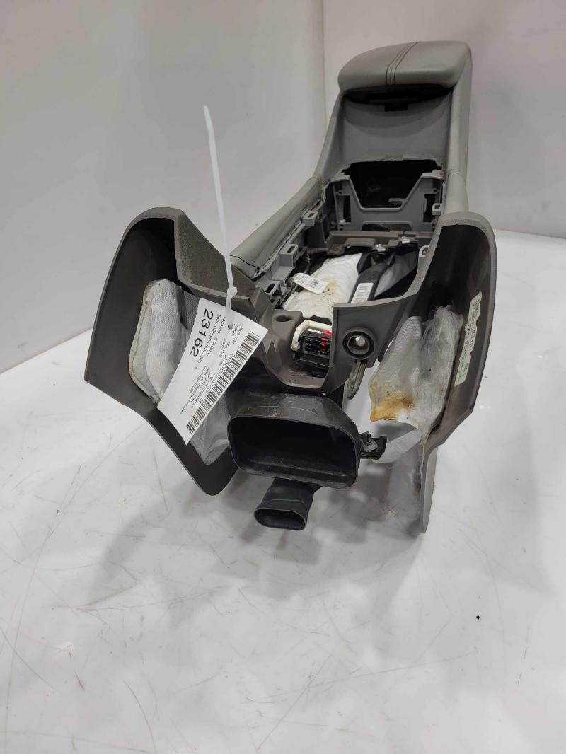 2017 Chevrolet Malibu Front Console