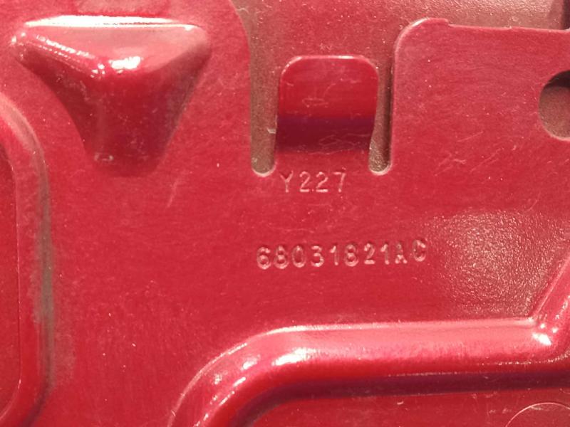 2012 Jeep Grand Cherokee Fuel Tank Door