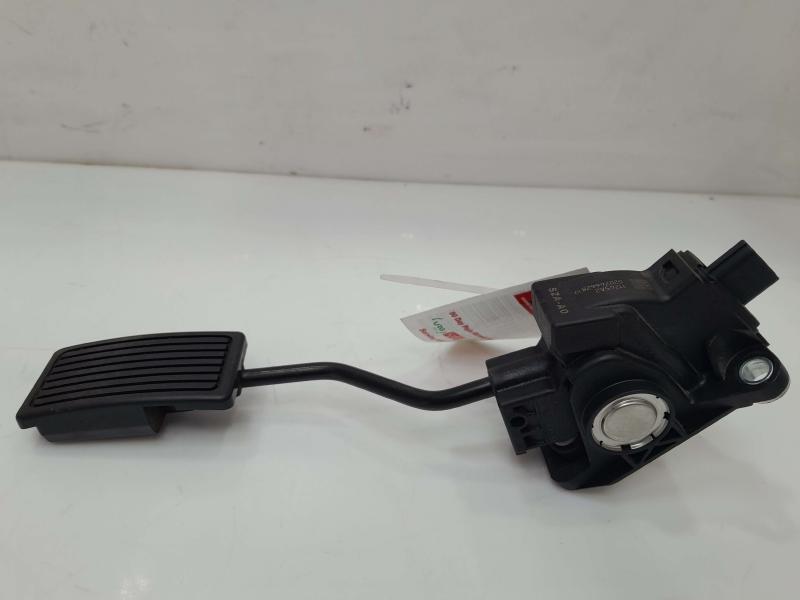 2011 - 2017 Honda Odyssey Accelerator Pedal Assembly OEM 17800-SZA-A03
