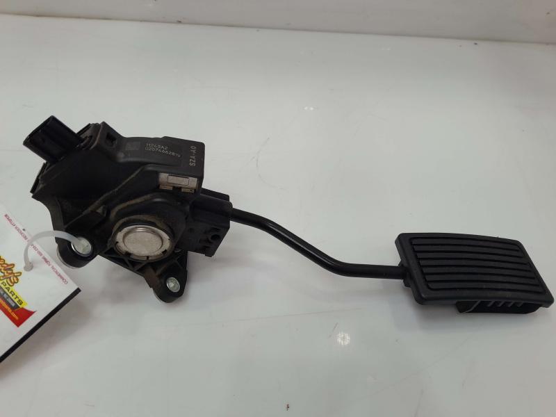 2011 - 2017 Honda Odyssey Accelerator Pedal Assembly OEM 17800-SZA-A03