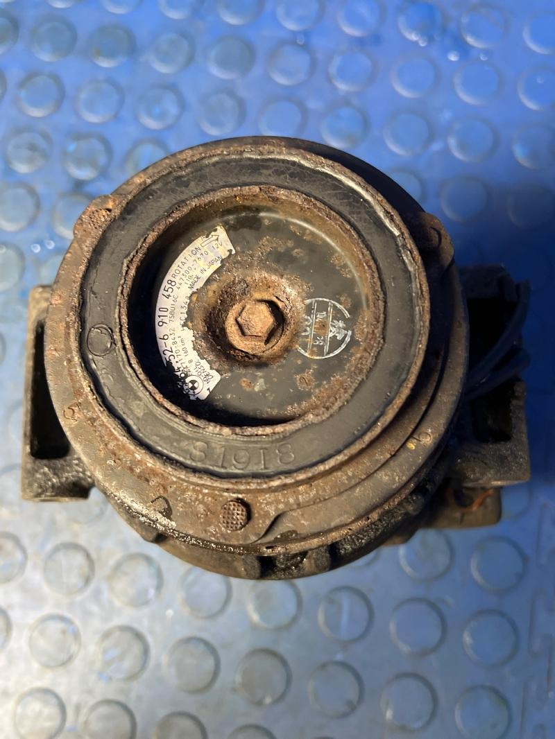 2001 BMW 330I A/C Air Compressor