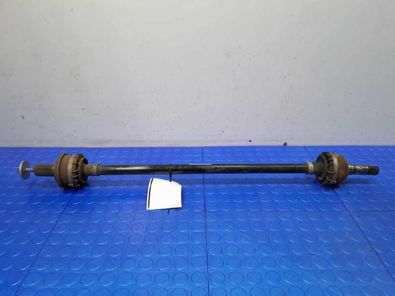 2018 Volvo S90 Axle Shaft