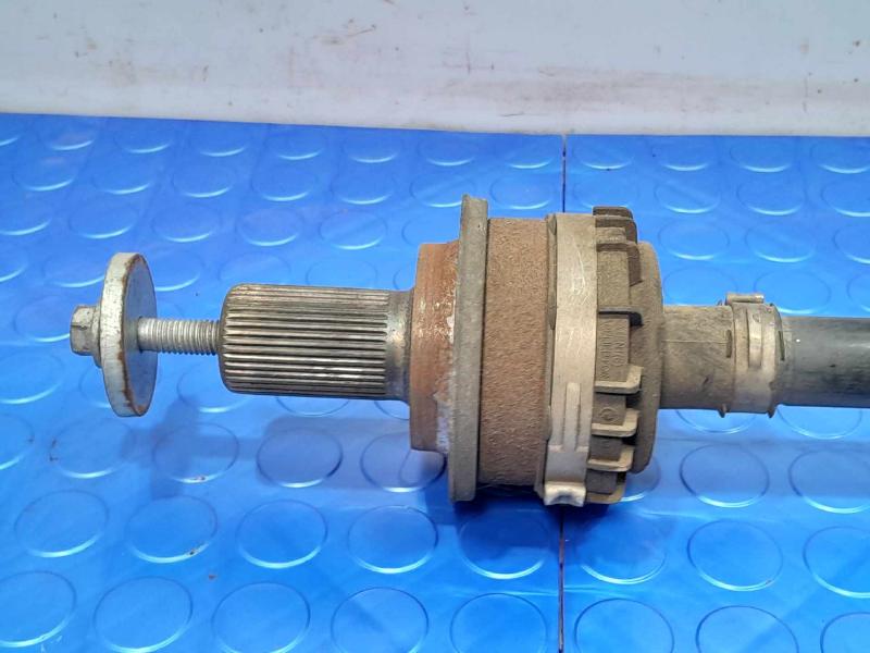 2018 Volvo S90 Axle Shaft