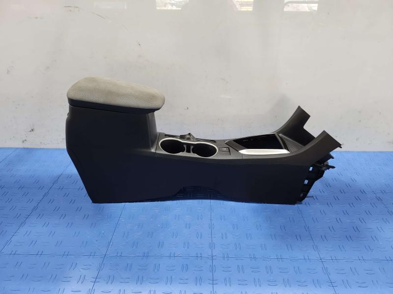 2017 Toyota Corolla Front Console