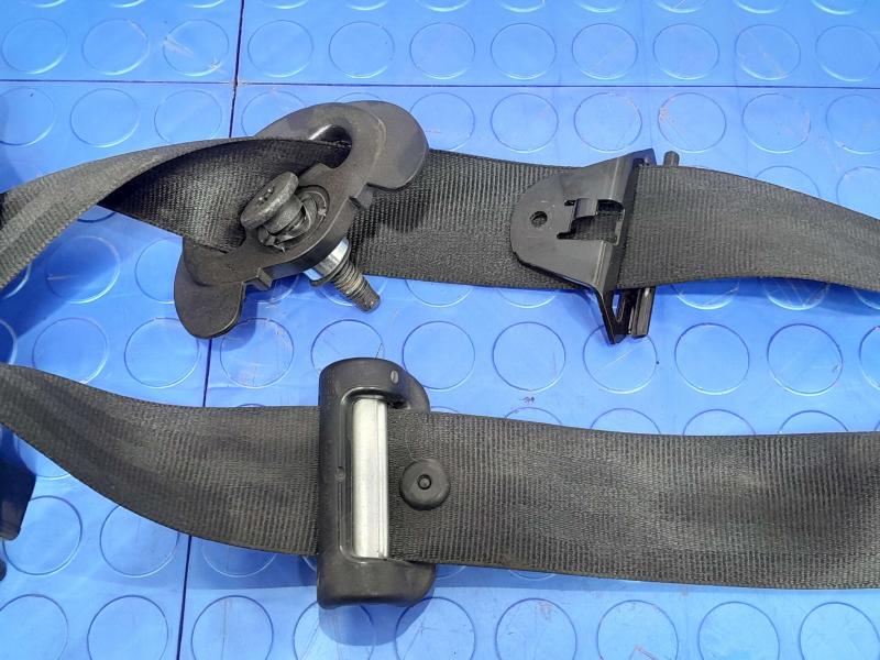 2017 Jaguar XE Front Seat Belt