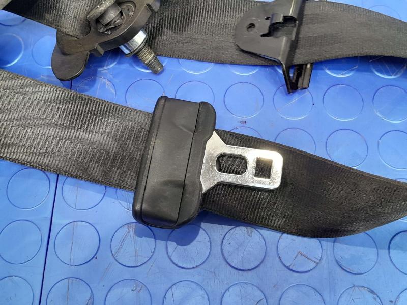 2017 Jaguar XE Front Seat Belt