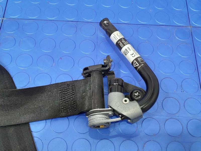 2017 Jaguar XE Front Seat Belt