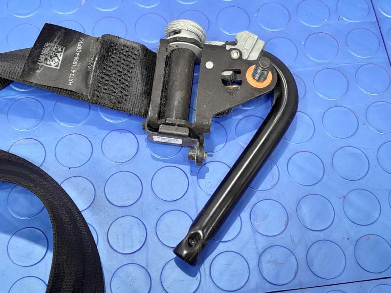 2017 Jaguar XE Front Seat Belt
