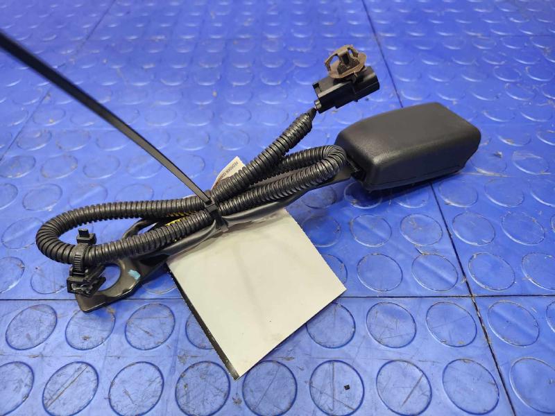 2017 Subaru Legacy Front Seat Belt