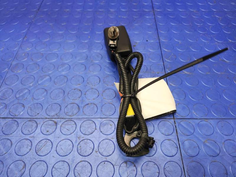 2017 Subaru Legacy Front Seat Belt
