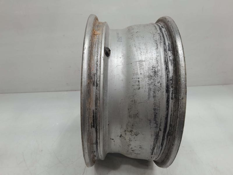 2004 GMC Canyon Wheel