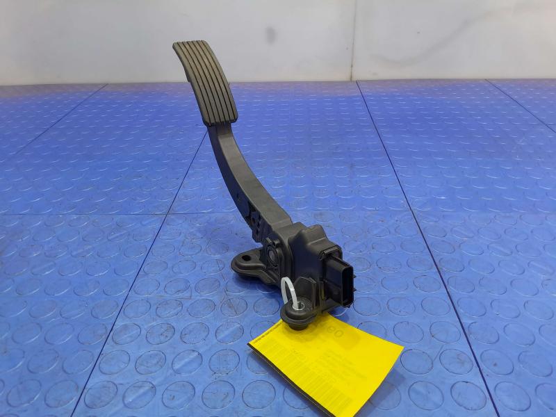 2010-2019 Mitsubishi Outlander Accelerator Pedal Assembly OEM 1600A104