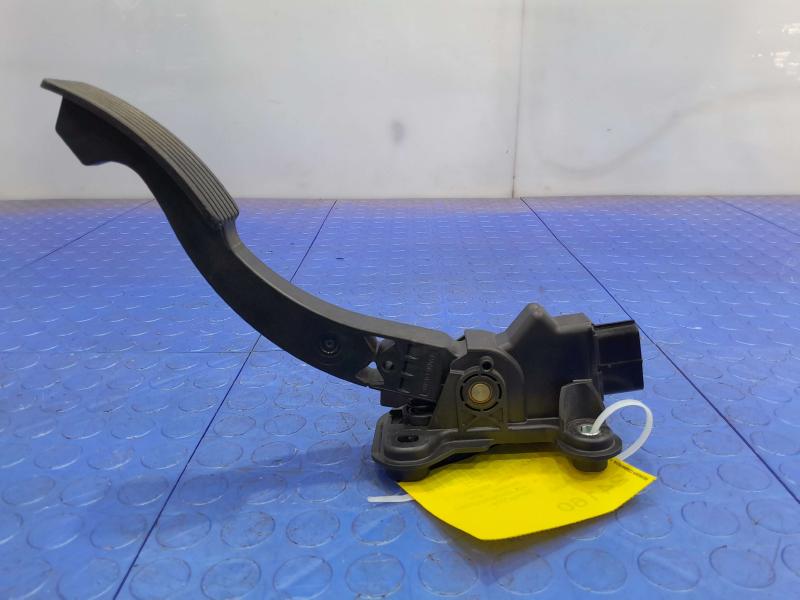 2010-2019 Mitsubishi Outlander Accelerator Pedal Assembly OEM 1600A104