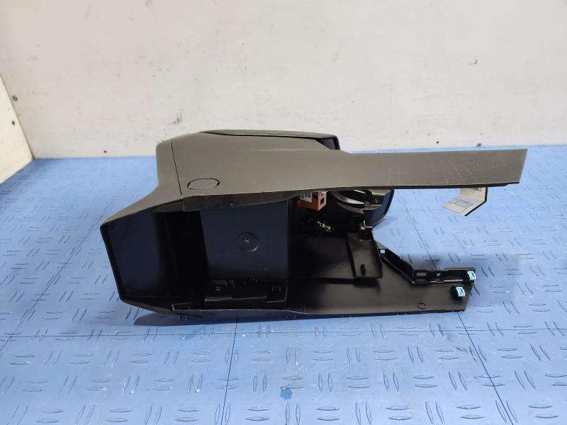 2018 Subaru Crosstrek Front Console