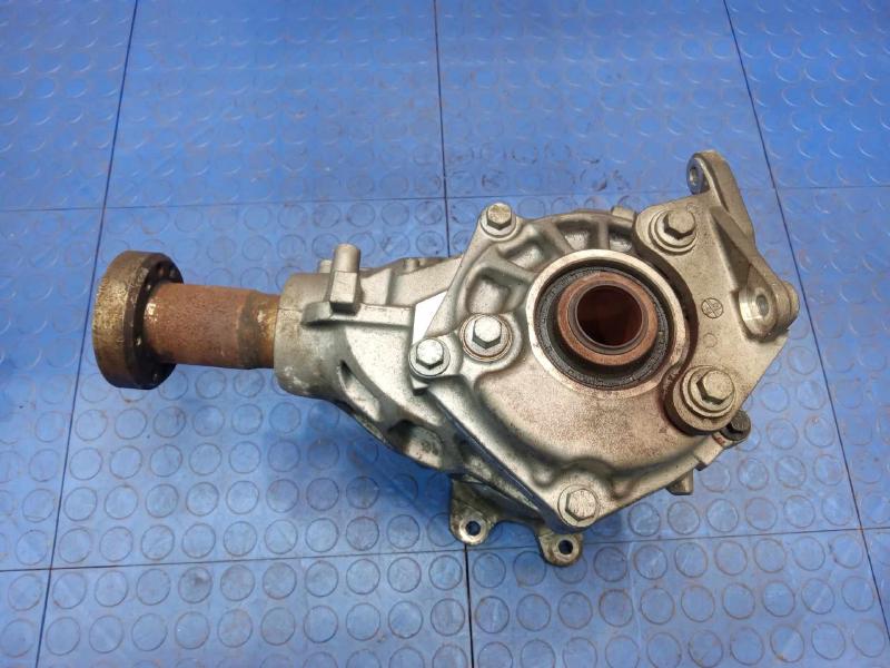 2016 Volvo XC90 Transfer Case Assembly Genuine OEM Part 360125181