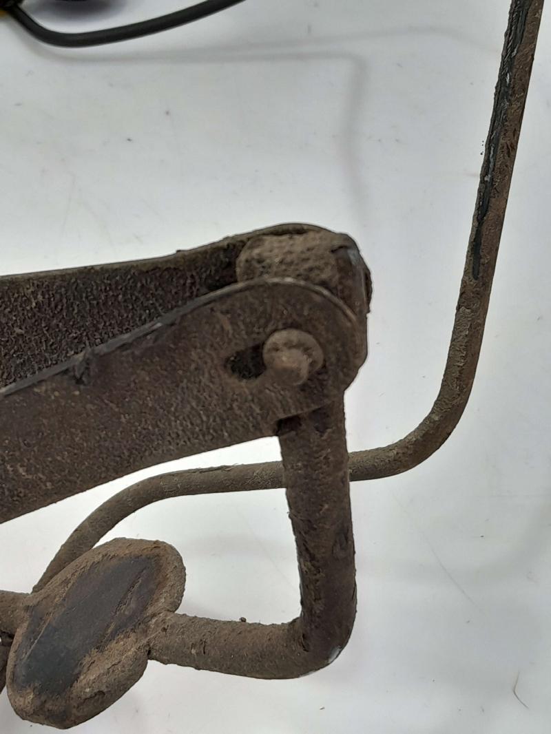 1991 - 1996 Toyota Previa Spare Tire Carrier Assembly OEM 51900-28161