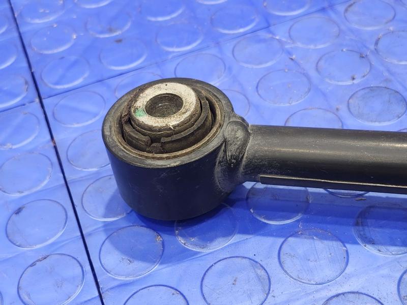 2017 Kia Sorento Lower Control Arm Rr