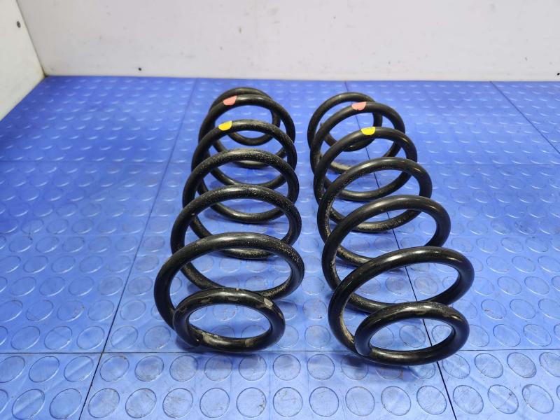 2013 Toyota Prius Coil/Air Spring