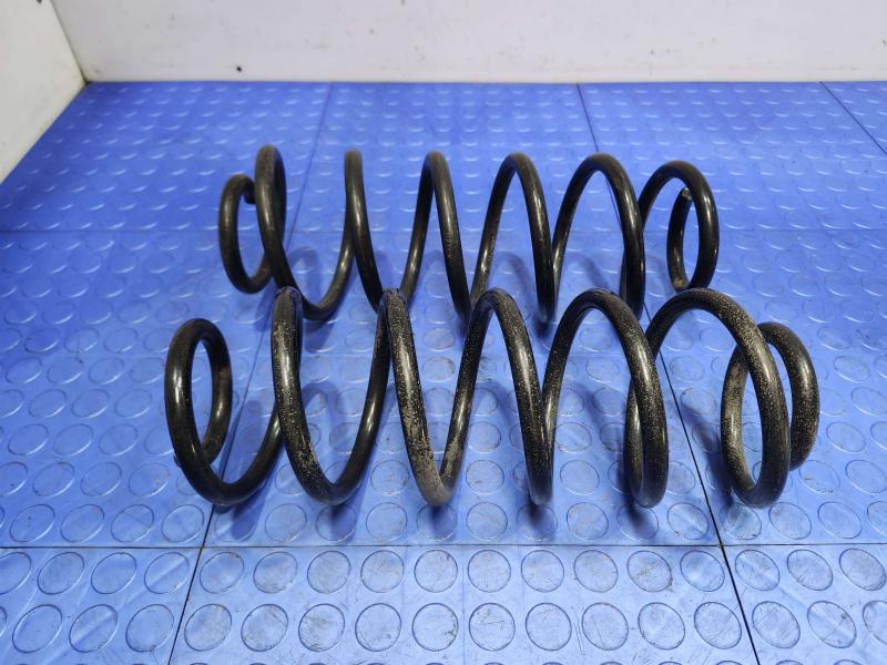 2013 Toyota Prius Coil/Air Spring