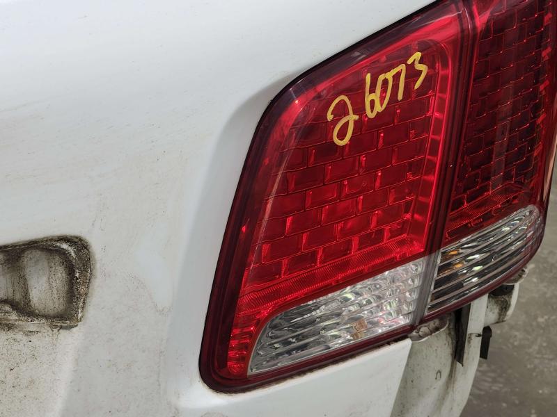 2011 Kia Sorento Tail Light Assembly
