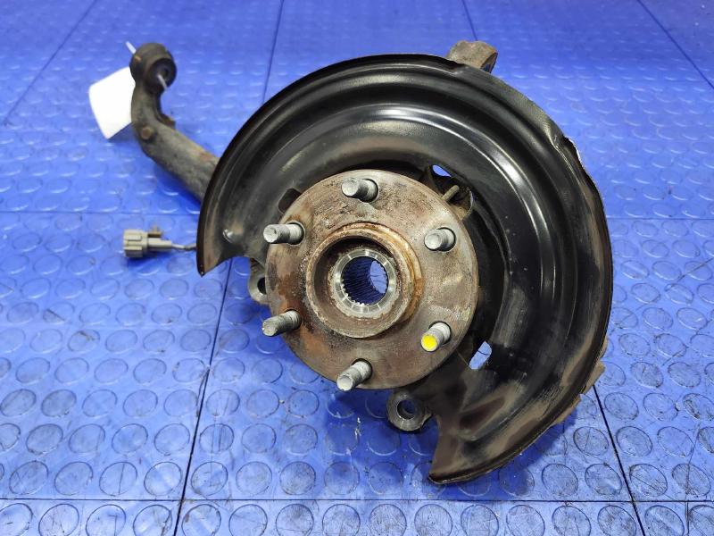 2014 Nissan Frontier Spindle Knuckle Front