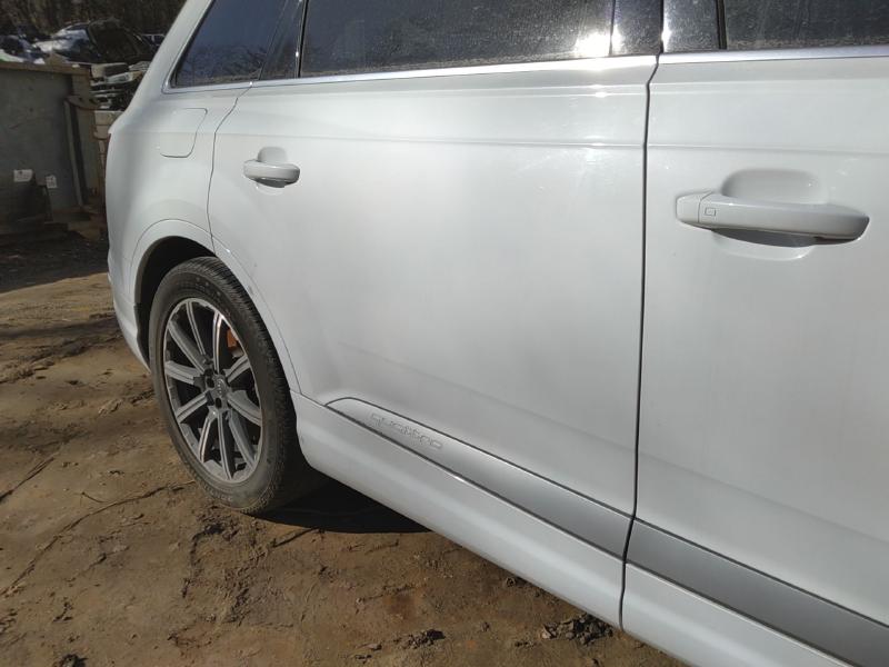 2018 Audi Q7 Rear Door