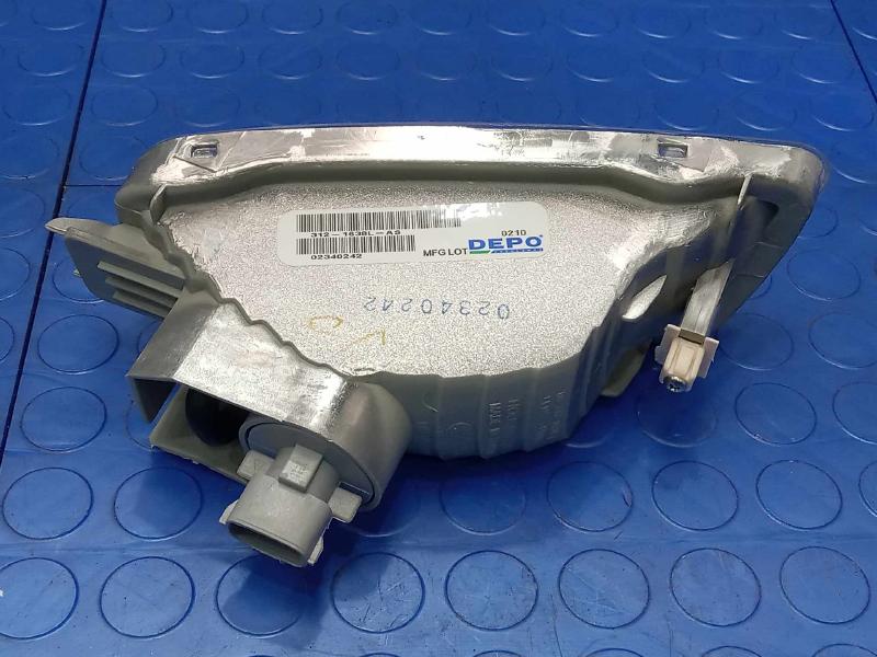 2001 Toyota Tacoma Fog/Mark/Park/Turn Light/Lamp
