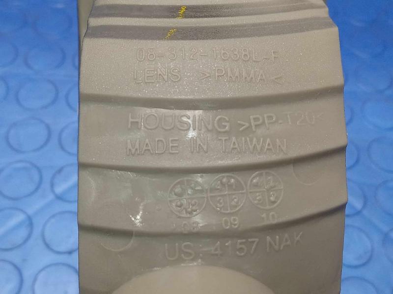 2001 Toyota Tacoma Fog/Mark/Park/Turn Light/Lamp
