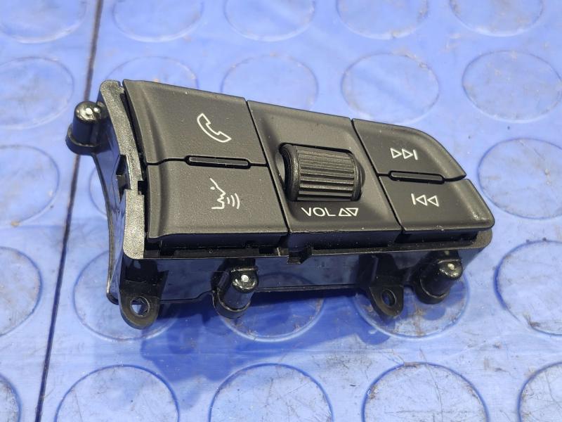2018 Alfa Romeo Giulia Combination Switch