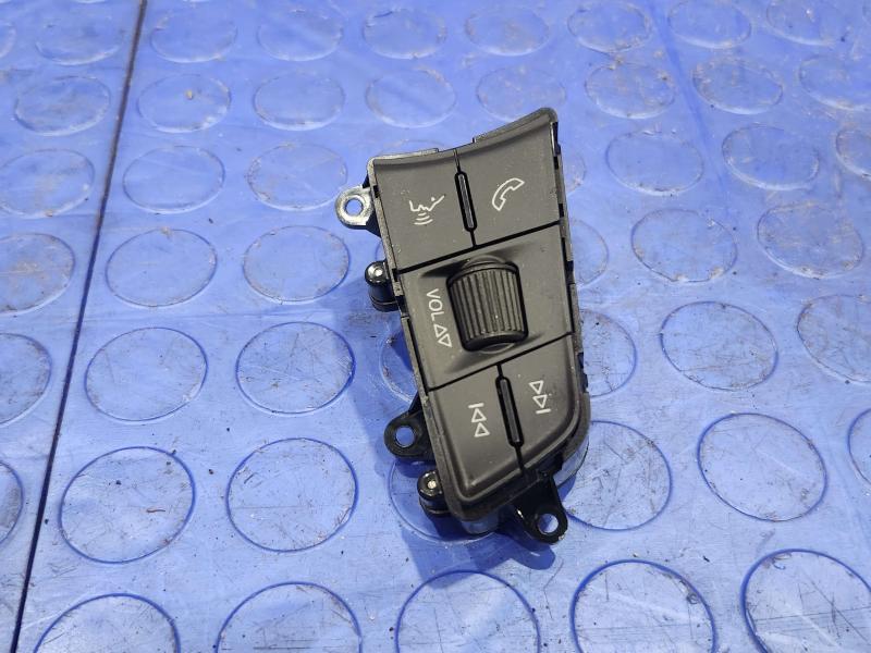 2018 Alfa Romeo Giulia Combination Switch